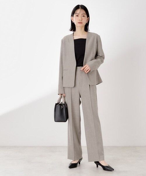 THE SHOP TK （ザ ショップ ティーケー ）の「ビジネスノーカラージャケット【セットアップ可/洗える】/CAVIANシリーズ（ノーカラージャケット・レディース・スミクロ/チャコールグレー・13/12）」の18枚目の写真