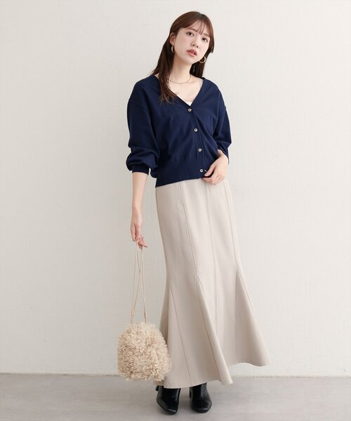 natural couture（ナチュラルクチュール）の「ハトメバーベーシックカーディガン（カーディガン/ボレロ・レディース・ネイビー/ボルドー/グレー/オフホワイト/グレイッシュベージュ/ブラック・FREE）」の12枚目の写真