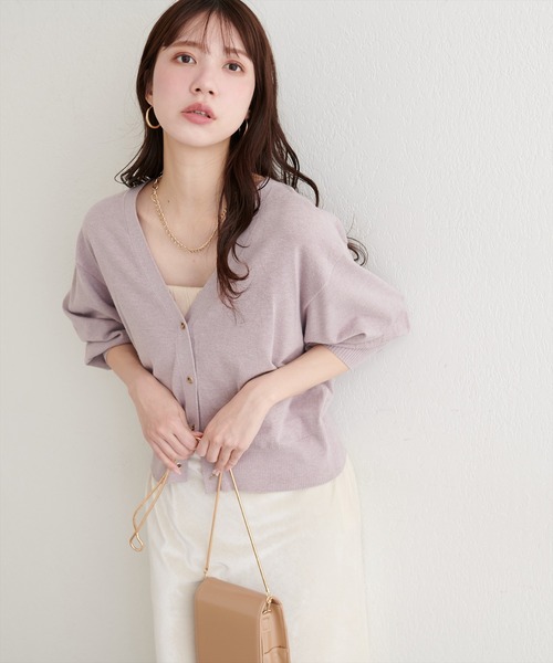 natural couture（ナチュラルクチュール）の「ハトメバーベーシックカーディガン（カーディガン/ボレロ・レディース・ネイビー/ボルドー/グレー/オフホワイト/グレイッシュベージュ/ブラック・FREE）」の4枚目の写真