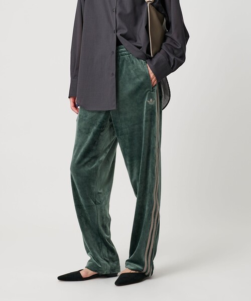 adidas Originals＞ファイヤーバード ベロアトラックパンツ（その他