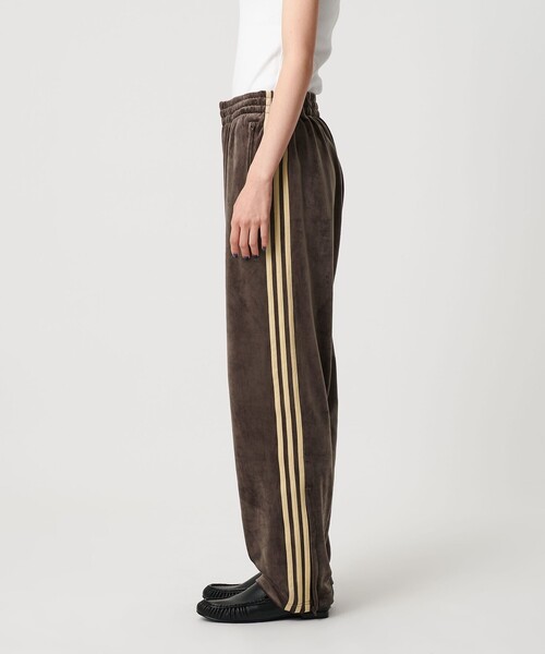 adidas Originals＞ファイヤーバード ベロアトラックパンツ