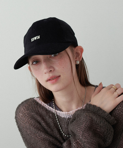 HAT MIKKE(ハットミッケ)の「【EDWIN/エドウィン】コーデュロイ刺しゅうキャップ(キャップ・レディース・グリーン/ピンク/ブラウン/ベージュ/キナリ/ブルー/ブラック/オレンジ・フリー)」の12枚目の写真