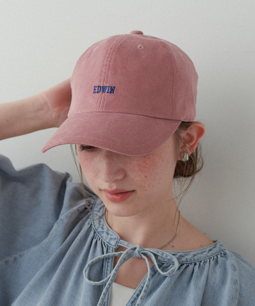 HAT MIKKE(ハットミッケ)の「【EDWIN/エドウィン】コーデュロイ刺しゅうキャップ(キャップ・レディース・グリーン/ピンク/ブラウン/ベージュ/キナリ/ブルー/ブラック/オレンジ・フリー)」の7枚目の写真