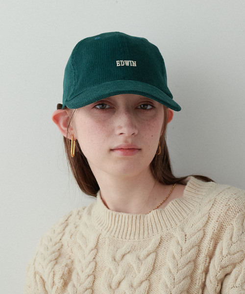 HAT MIKKE(ハットミッケ)の「【EDWIN/エドウィン】コーデュロイ刺しゅうキャップ(キャップ・レディース・グリーン/ピンク/ブラウン/ベージュ/キナリ/ブルー/ブラック/オレンジ・フリー)」の5枚目の写真