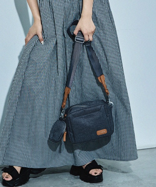 HUNDRED(ハンドレッド)の「ポーチセットミニショルダーバッグ シンプル ミニマル レディース ポーチ スクエア(ショルダーバッグ・レディース・ベージュ/ネイビー/グレー/ブラック/アイボリー・ONE SIZE)」の5枚目の写真