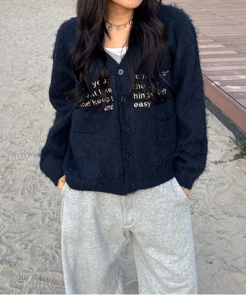 sedacle(セダクル)の「刺繍シャギーニットカーディガン(カーディガン/ボレロ・レディース・ネイビー/ダークブラウン/グレー・SMALL/MEDIUM/LARGE)」の3枚目の写真