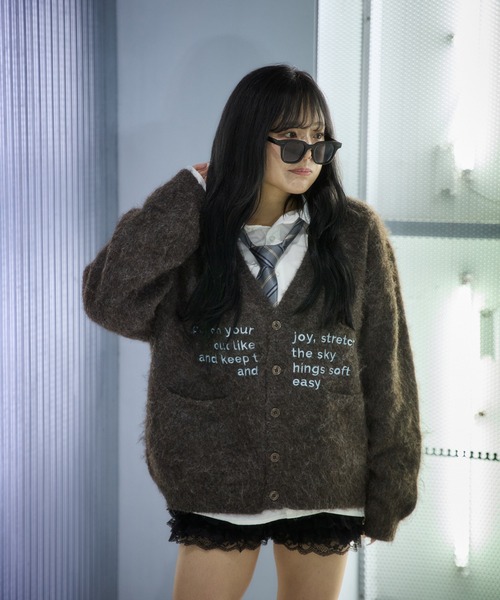 sedacle(セダクル)の「刺繍シャギーニットカーディガン(カーディガン/ボレロ・レディース・ネイビー/ダークブラウン/グレー・SMALL/MEDIUM/LARGE)」の11枚目の写真