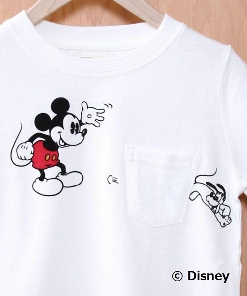 coen（コーエン）の「【coen kids】コーエン限定Disney(ディズニー)ポケットTシャツ(MICKEY&PLUTO)（100～150cm)（Tシャツ/カットソー・キッズ・オフホワイト/グレー・140/110/100/130/120/150）」の2枚目の写真