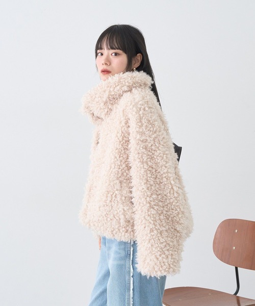 earth music&ecology（アースミュージックアンドエコロジー）の「【2025AW】プードルファーショートブルゾン（ブルゾン・レディース・ブラウン/クリーム/ピンクベージュ・FREE）」の20枚目の写真