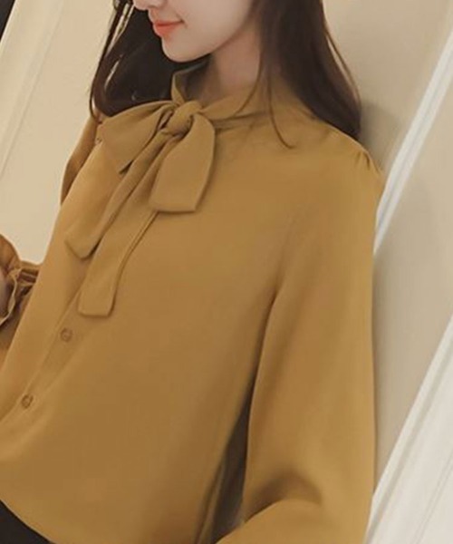 SallyLunn(サリーラン)の「リボンネックカジュアルシャツ(シャツ/ブラウス・レディース・イエロー/ホワイト/ブラウン・MEDIUM/LARGE)」の10枚目の写真