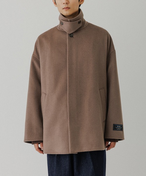 ADAM ET ROPE'(アダムエロペ)の「メリノウール ダブルフェイス ショート ステンカラーコート(ステンカラーコート・メンズ・グレー/ブラック・M/L)」の17枚目の写真