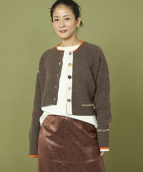 Freada（フリーダ）の「Freada/フリーダ ショート丈 配色 ニットカーディガン（カーディガン/ボレロ・レディース・ダークブラウン/グレー・ONE SIZE）」の19枚目の写真
