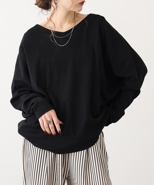 atONE(アットワン)の「ドルマンスリーブVネックTシャツ(Tシャツ/カットソー・レディース・ネイビー/バーガンディー/杢グレー/チャコールグレー/オフホワイト/グレイッシュベージュ/カーキ/ブラック・4L/L/M/LL/3L)」の3枚目の写真