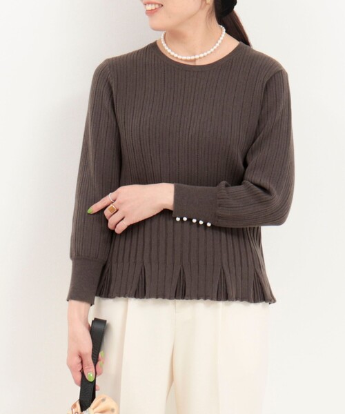 MICO COULIER(ミコクリエ)の「ティアードリブニットプルオーバー(ニット/セーター・レディース・ブラウン/レッド/グレー・38)」の7枚目の写真