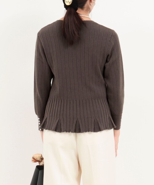 MICO COULIER(ミコクリエ)の「ティアードリブニットプルオーバー(ニット/セーター・レディース・ブラウン/レッド/グレー・38)」の11枚目の写真