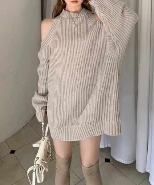 Miniministore(ミニミニストア)の「オープンショルダーニットワンピースミニ丈(ワンピース・レディース・グレイッシュベージュ/ブラック/ライトグレー・FREE)」の12枚目の写真