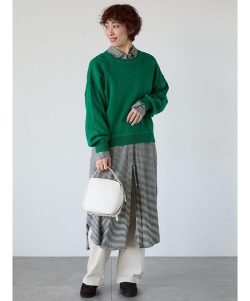 Lugnoncure(ルノンキュール)の「スウェットライククルーネックニット(ニット/セーター・レディース・ブラック/オフホワイト/レッド/グリーン/モカ・F)」の8枚目の写真