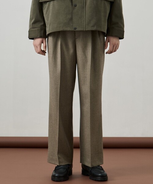 UNITED TOKYO（ユナイテッドトウキョウ）の「ウールフラノ  2タックストレートパンツ（その他パンツ・メンズ・ブラウン/ダークグレー/チェック・1/2）」の16枚目の写真