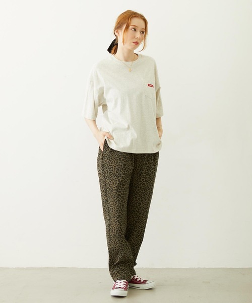 MILKFED.(ミルクフェド)の「BAR LOGO POCKET TEE(Tシャツ/カットソー・レディース・ライトピンク/ブラック/オートミール・L/M)」の5枚目の写真