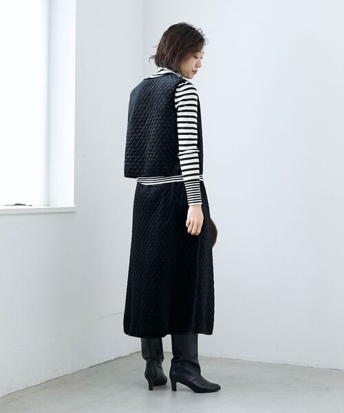 le.coeur blanc（ルクールブラン）の「TORRAZZO DONNAキルトベロアスカート（スカート・レディース・ブラウン/ブラック・38）」の5枚目の写真