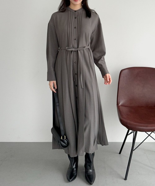 Doux archives（ドゥアルシーヴ）の「ピンタックプリーツワンピース（ワンピース・レディース・グレー/ネイビー/グリーン・FREE）」の4枚目の写真