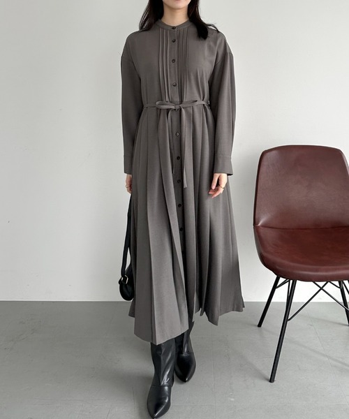 Doux archives（ドゥアルシーヴ）の「ピンタックプリーツワンピース（ワンピース・レディース・グレー/ネイビー/グリーン・FREE）」の5枚目の写真