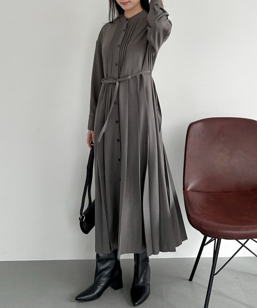 Doux archives（ドゥアルシーヴ）の「ピンタックプリーツワンピース（ワンピース・レディース・グレー/ネイビー/グリーン・FREE）」の11枚目の写真