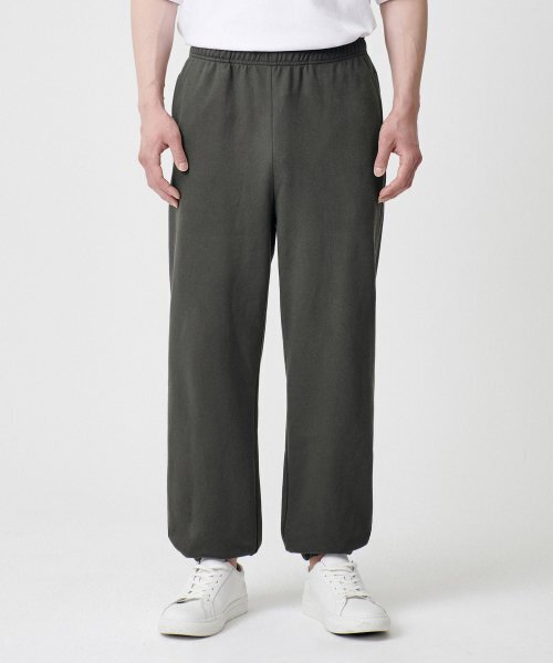 MUSINSA STANDARD（ムシンサスタンダード）の「スウェットパンツ【ダスティカーキ】（スウェットパンツ・メンズ・その他・MEDIUM/SMALL）」の2枚目の写真