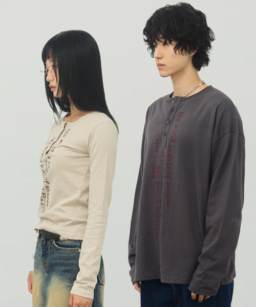 GRAVER（グレーバー）の「[ユニセックス]フルオブヘンリーネックロングスリーブTシャツ_2カラー（Tシャツ/カットソー・レディース・ベージュ/チャコール・MEDIUM/LARGE）」の7枚目の写真
