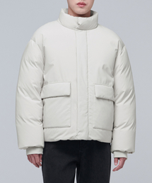 MUSINSA STANDARD（ムシンサスタンダード）の「PATCH POCKET DOWN SHORT PUFFER JACKET [DUSTY CREAM]（ダウンジャケット/コート）」