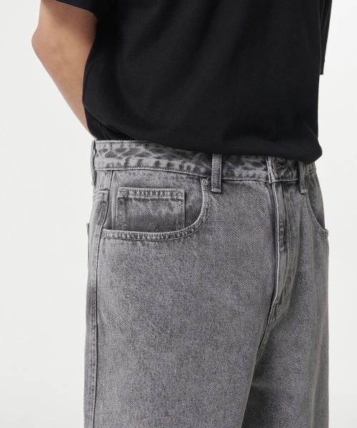 MUSINSA STANDARD（ムシンサスタンダード）の「パネルドニワイドデニムパンツ[アシッドグレー]（デニムパンツ・メンズ・その他・38/36/27/28/29/34/32/30/31/33/26）」の5枚目の写真