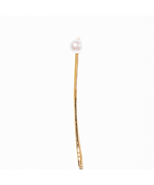 les bonbon(ルボンボン)の「【les bonbon】pearl hook pierce/パールフックピアス(ピアス(片耳用)・レディース・イエローゴールド・FREE)」の2枚目の写真