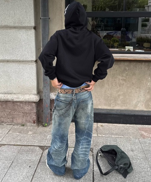 Ressaca(レサーカ)の「ルーズストレートダメージ加工デニムパンツ(デニムパンツ・レディース・ブルー・S/M)」の14枚目の写真