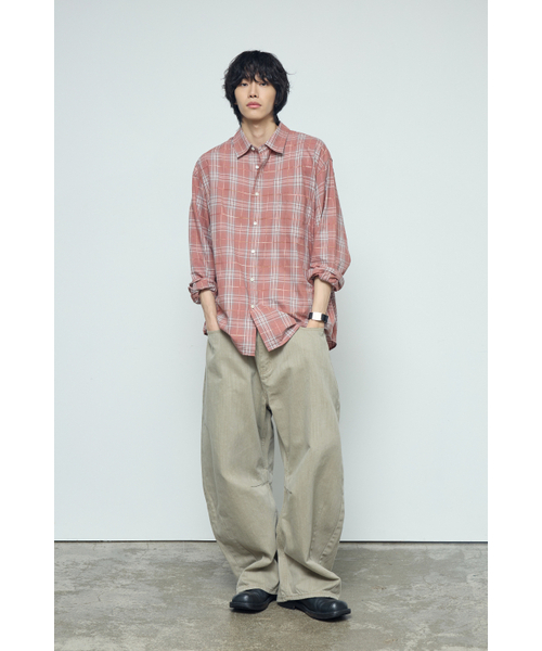 BALLUTE（バリュート）の「GARMENTS DYING CURVED PANTS（デニムパンツ・メンズ・その他・SMALL/MEDIUM/LARGE）」の5枚目の写真