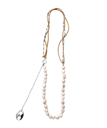 LOWOOL（ロウル）の「Suede pearl mix belt necklace（ネックレス・レディース）」