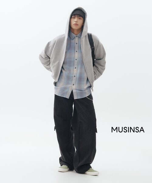 9999ARCHIVE(9999アーカイブ)の「Vintage Big Logo Hood Zip-UP (2WAY)(パーカー・レディース・ライトグレー・2/3)」の8枚目の写真