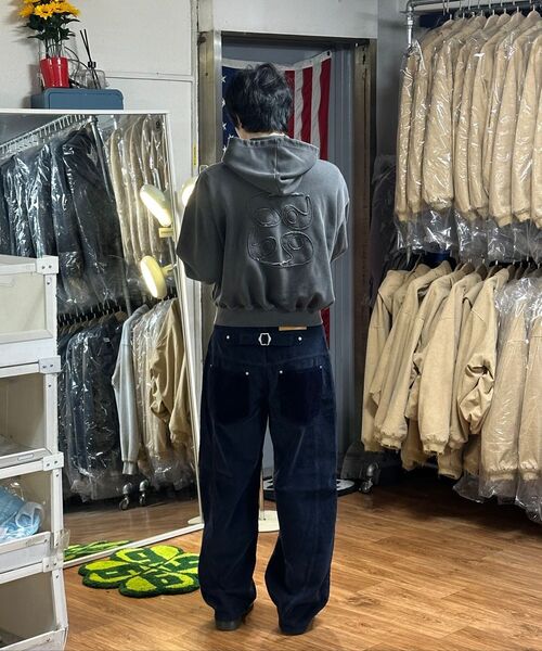 9999ARCHIVE(9999アーカイブ)の「Vintage Big Logo Hood Zip-UP (2WAY)(パーカー・レディース・ライトグレー・2/3)」の12枚目の写真