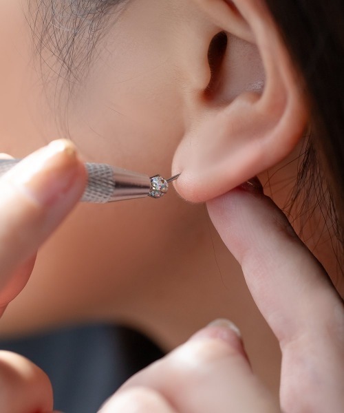 Cream dot.（クリームドット）の「【サージカルステンレス】小さなキャッチもしっかりロック！ボールグラッパー（ピアス（両耳用）・レディース・シルバー・ONE SIZE）」の10枚目の写真