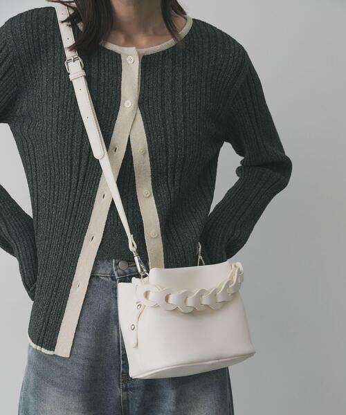 SENSE OF PLACE by URBAN RESEARCH（センスオブプレイスバイアーバンリサーチ）の「チェーンハンドルパフバッグ（ショルダーバッグ・レディース・アイボリー/ライトブルー/ブラック・ONE）」の2枚目の写真