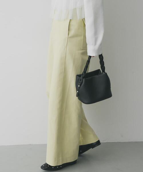 SENSE OF PLACE by URBAN RESEARCH（センスオブプレイスバイアーバンリサーチ）の「チェーンハンドルパフバッグ（ショルダーバッグ・レディース・アイボリー/ライトブルー/ブラック・ONE）」の21枚目の写真