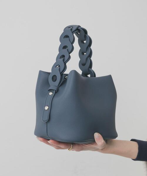 SENSE OF PLACE by URBAN RESEARCH（センスオブプレイスバイアーバンリサーチ）の「チェーンハンドルパフバッグ（ショルダーバッグ・レディース・アイボリー/ライトブルー/ブラック・ONE）」の5枚目の写真