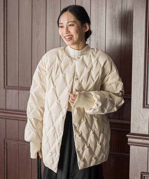 Droite lautreamont（ドロワットロートレアモン）の「ステッチレスダウンコート（ダウンジャケット/コート・レディース・ライトグレー/オフホワイト/ブラック・S/M）」の4枚目の写真