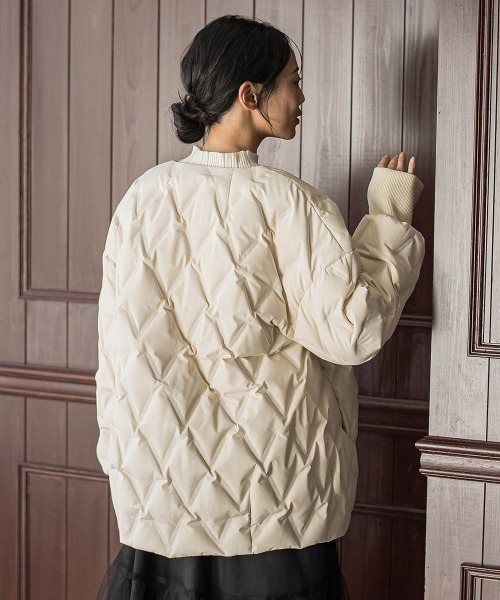 Droite lautreamont（ドロワットロートレアモン）の「ステッチレスダウンコート（ダウンジャケット/コート・レディース・ライトグレー/オフホワイト/ブラック・S/M）」の7枚目の写真