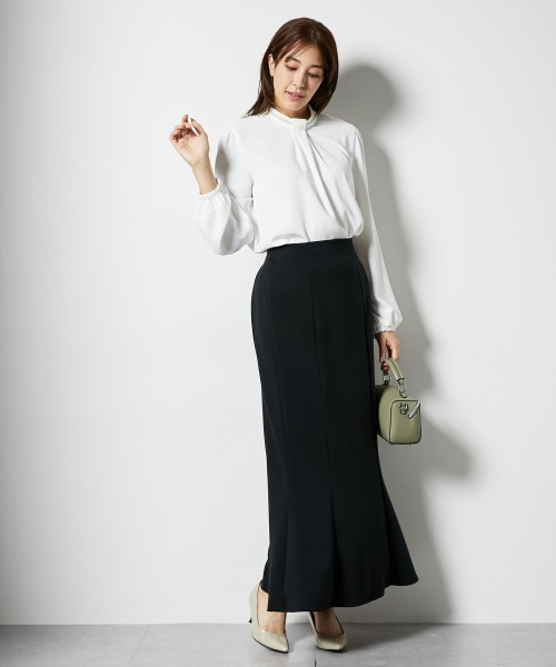 slattgir（スラットジール）の「高身長　バックサテンジョーゼットブラウス（トールサイズ）（シャツ/ブラウス・レディース・ネイビー/オフホワイト・TM/TL/TLL/T3L/T4L/T5L）」の22枚目の写真