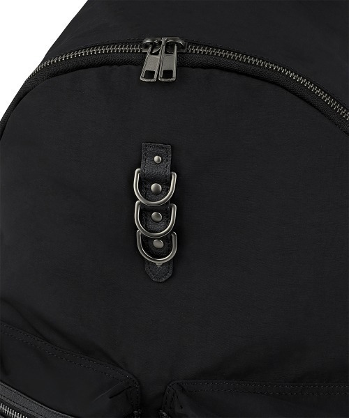MAHAGRID(マハグリッド)の「『mahagrid/マハグリッド』 Two-Pocket Backpack/ツーポケットバックパック(バックパック/リュック・レディース・アイボリー/ブラック・FREE)」の7枚目の写真