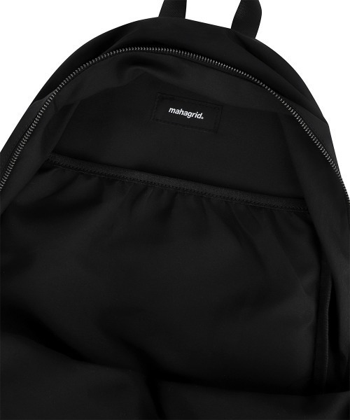 MAHAGRID(マハグリッド)の「『mahagrid/マハグリッド』 Two-Pocket Backpack/ツーポケットバックパック(バックパック/リュック・レディース・アイボリー/ブラック・FREE)」の10枚目の写真