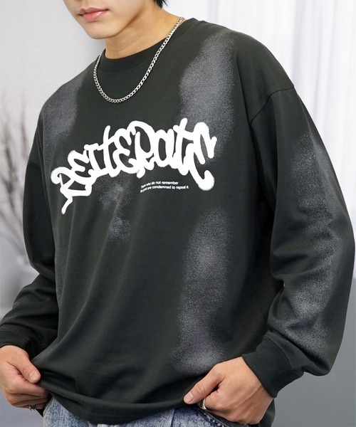 L'atelier(ラトリエ)の「グラフィック Tシャツ 長袖 Tシャツ(Tシャツ/カットソー・メンズ・チョコ/ブラック系その他/ブラック・L/M/LL)」の13枚目の写真