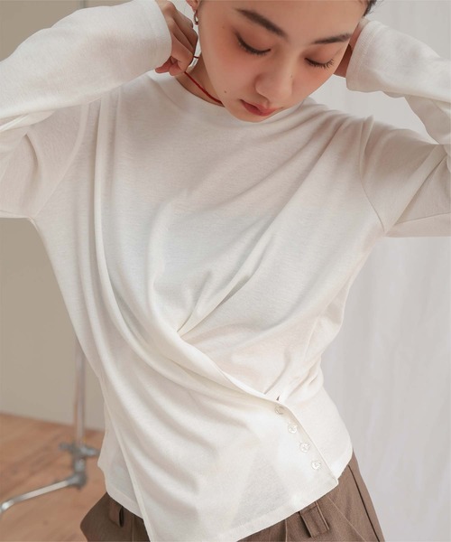 miette(ミエット)の「サイドボタンカシュクールトップス(Tシャツ/カットソー・レディース・ブラック/オフホワイト/杢グレー/ブラウン・S/M/L)」の16枚目の写真