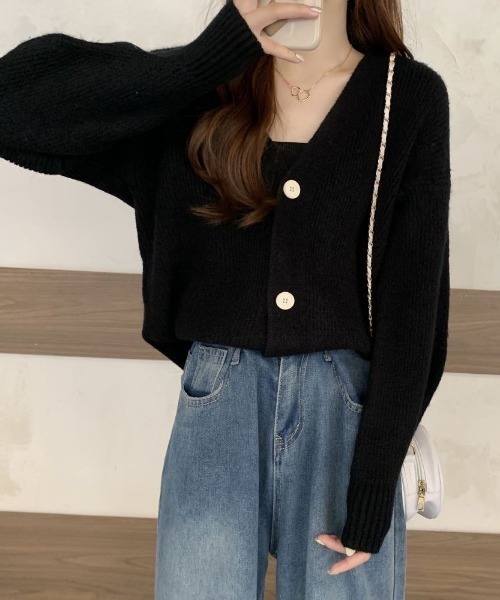 Beststore(ベストストア)の「フェミニン ニットカーディガン ゆったり レディース(カーディガン/ボレロ・レディース・イエロー/パープル/ベージュ/ワインレッド/ピンク/ライトグリーン/ブルー/ブラック/アイボリー/オレンジ・FREE)」の14枚目の写真