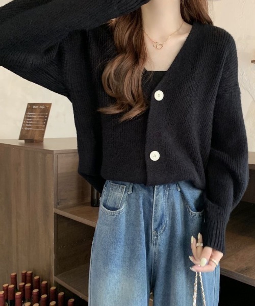 Beststore(ベストストア)の「フェミニン ニットカーディガン ゆったり レディース(カーディガン/ボレロ・レディース・イエロー/パープル/ベージュ/ワインレッド/ピンク/ライトグリーン/ブルー/ブラック/アイボリー/オレンジ・FREE)」の18枚目の写真